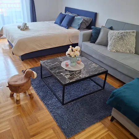 Апартаменты Taurus *